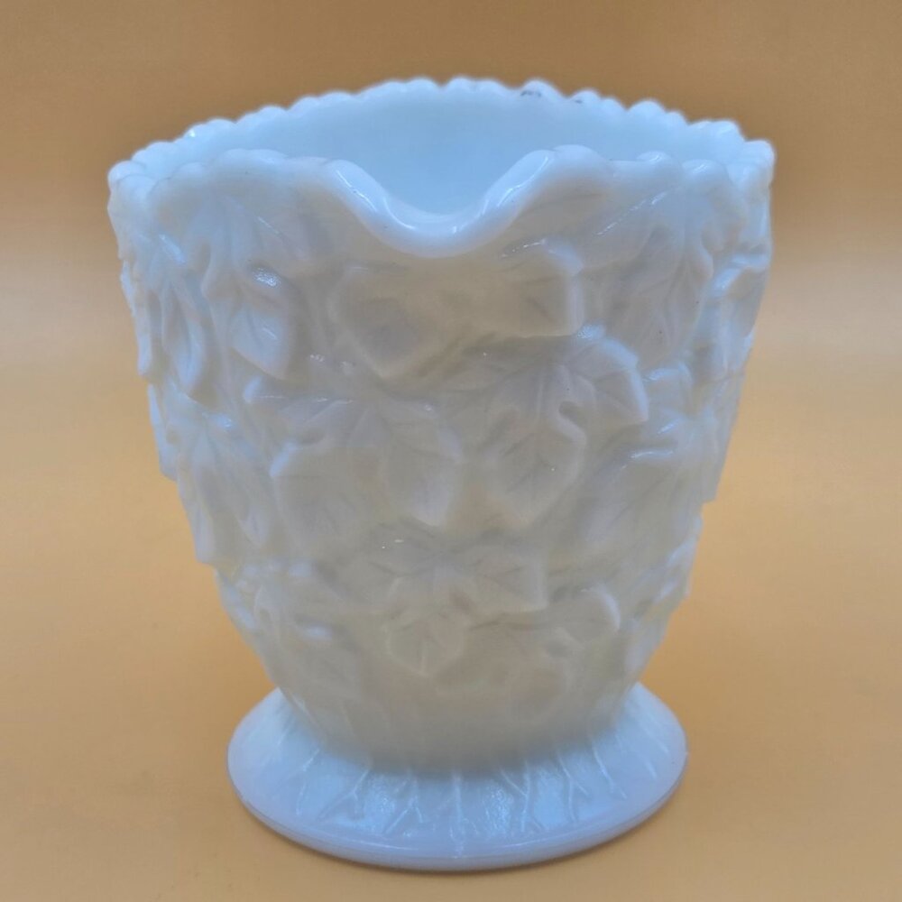 Westmoreland Bramble Milk Glass Creamer and Sugar Set Vintage - Picture 9 of 14